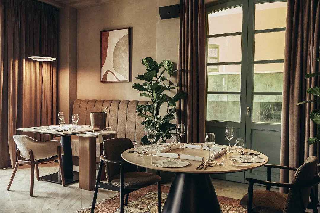 Restaurant Makris Athens by Domes